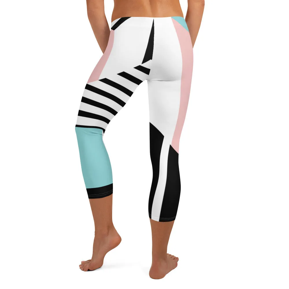 Geometry Capri Leggings